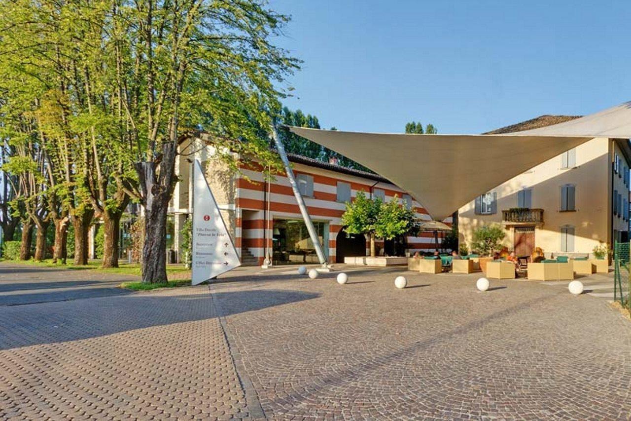 Hotel Villa Ducale Parma Exterior foto